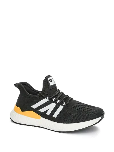 Кроссовки черные со светоотражающими элементами